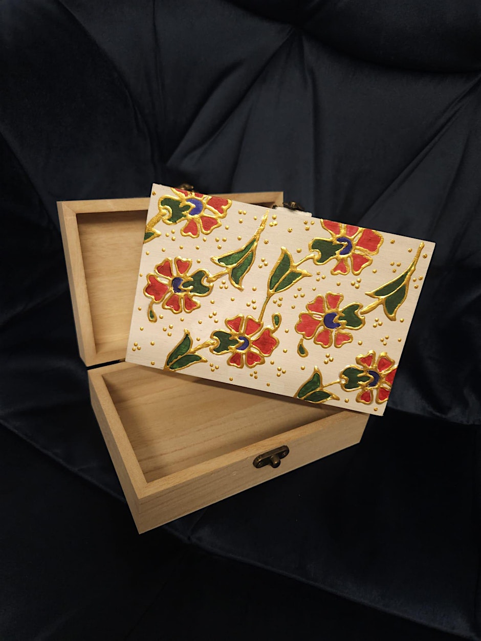 Mughal Jewellery Box with Relief Flowers Workshop